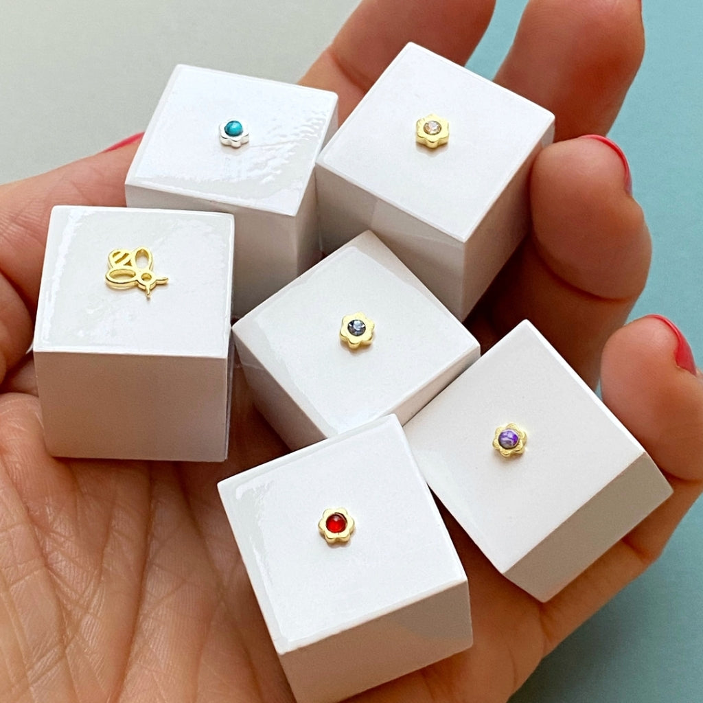 LULU Copenhagen Blomst Ohrring 1 stück Ear stud, 1 pcs Weiß