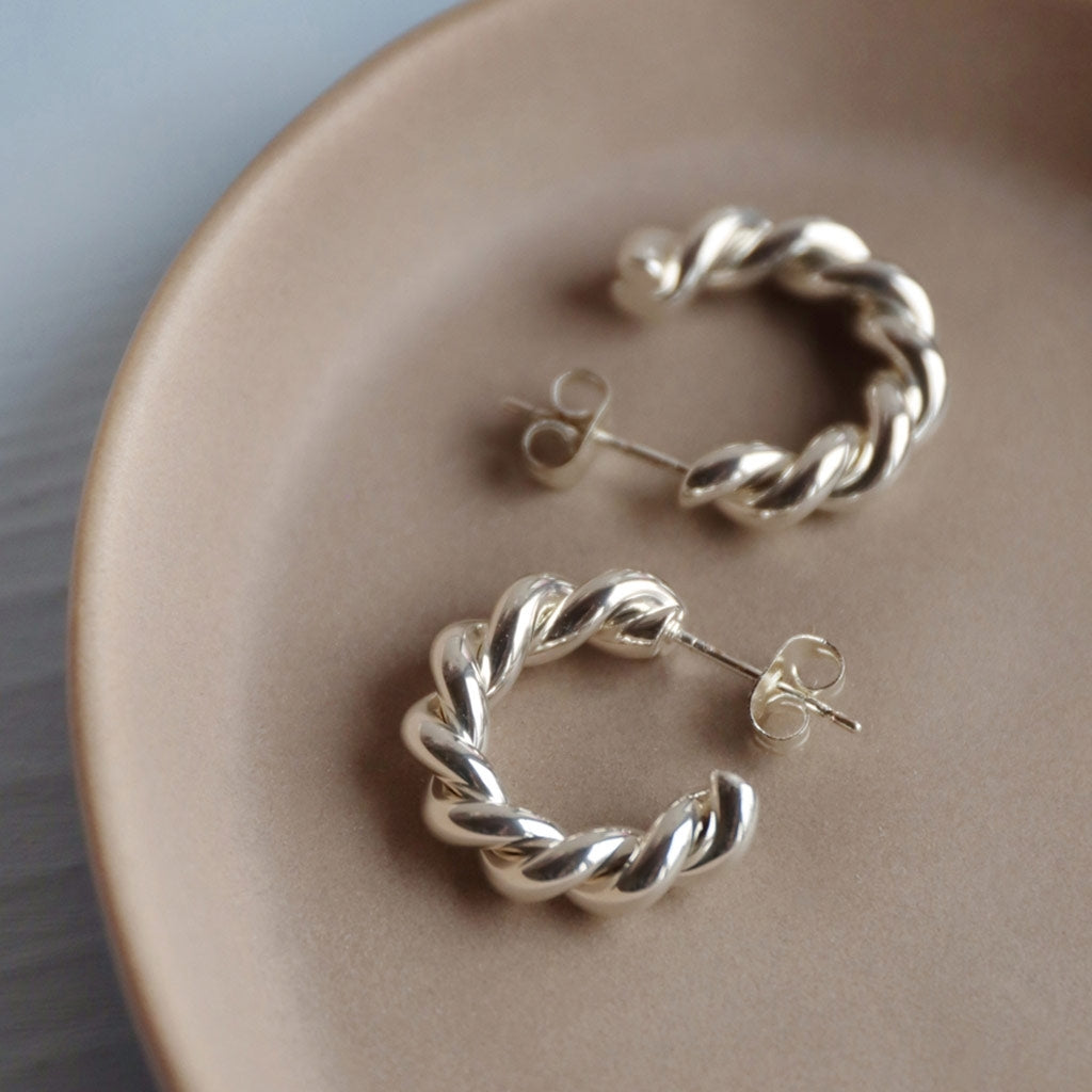 LULU Copenhagen Chunky Twisted Hoops paar - versilbert Hoops Silver Plated