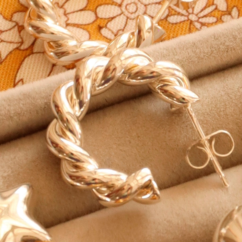 LULU Copenhagen Chunky Twisted Hoops paar - versilbert Hoops Silver Plated