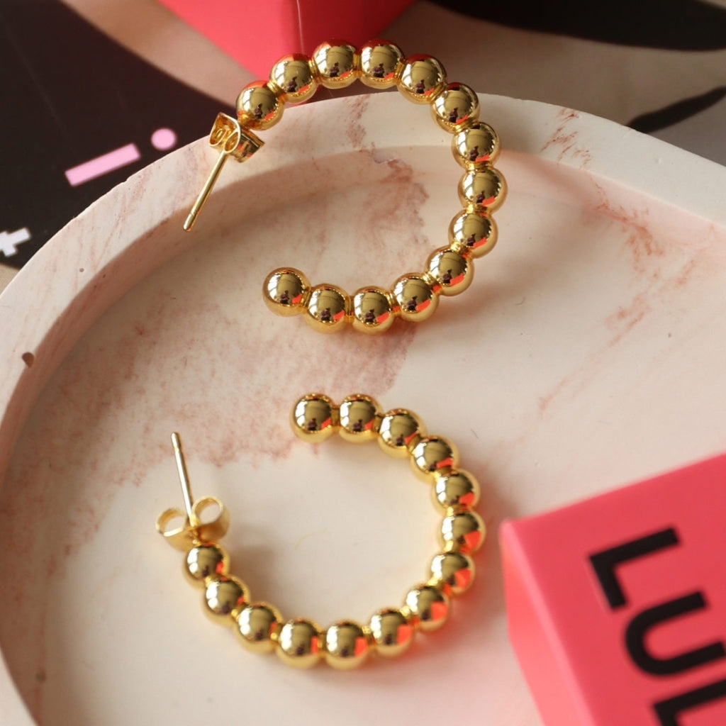 LULU Copenhagen Color Ball Hoops Large paar Hoops Vergoldet