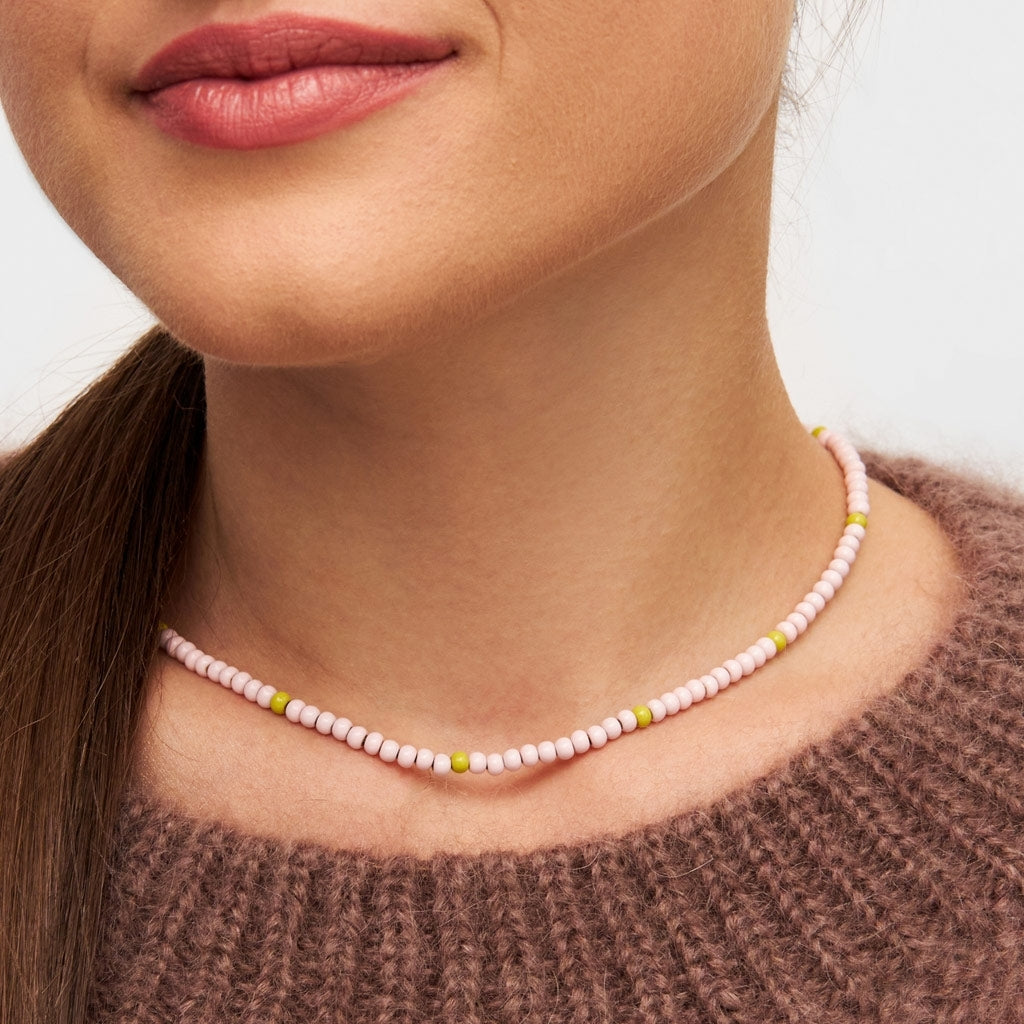 LULU Copenhagen Color Ball Halskette kurze Necklaces Silke Light Pink/ Lime