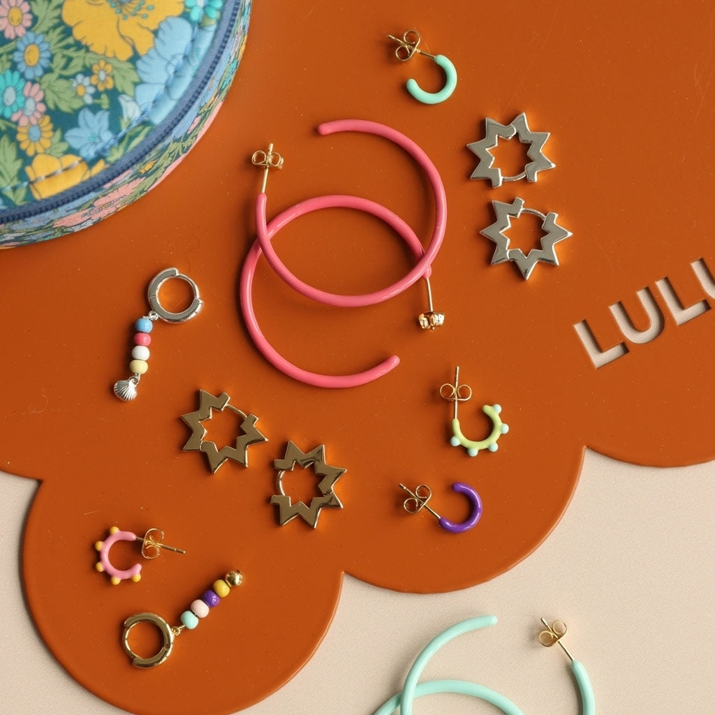 LULU Copenhagen Color Hoop 1 pcs - Box Ear stud, 1 pcs Minze