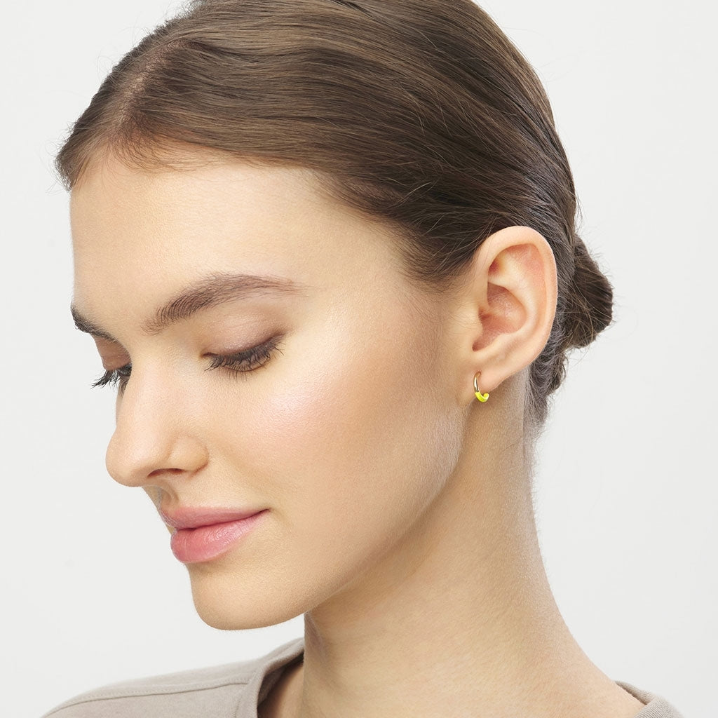LULU Copenhagen Color Hoop Half Dip 1 stück vergoldet Hoops Wild Lime