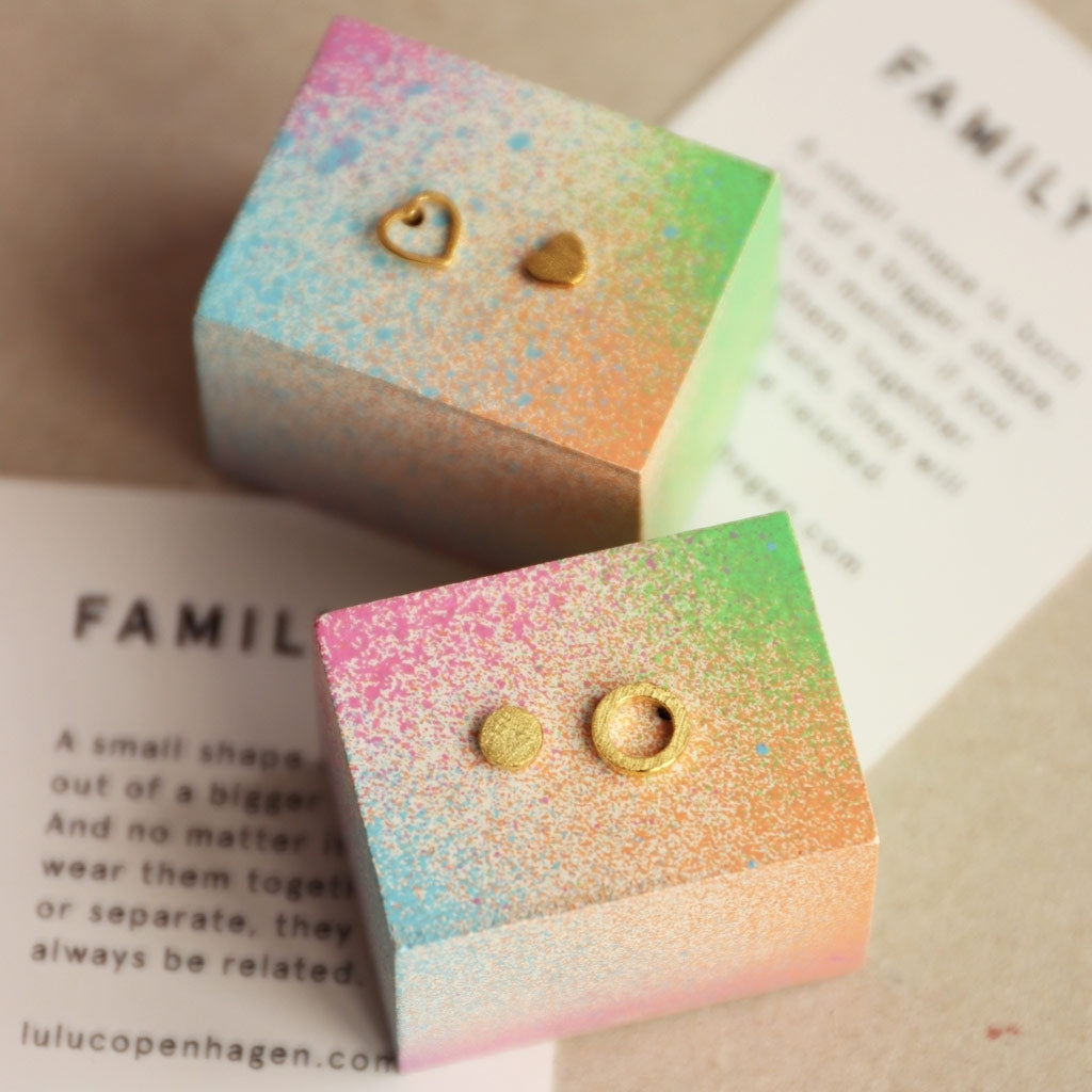 LULU Copenhagen Family Round Ohrringe paar gebürstet Earrings, pairs Vergoldet