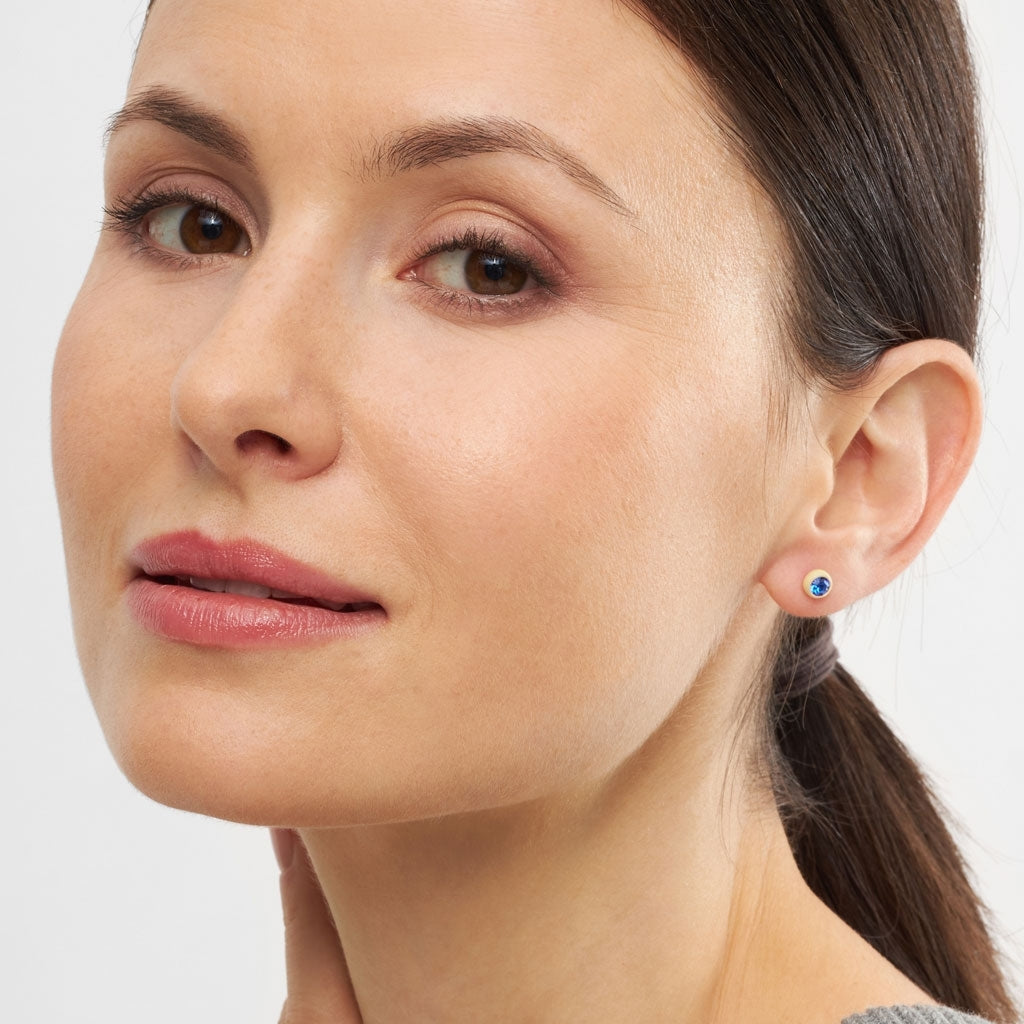 LULU Copenhagen Gala Crystal Round Ohrring 1 stück Ear stud, 1 pcs Sapphire/Soft Yellow