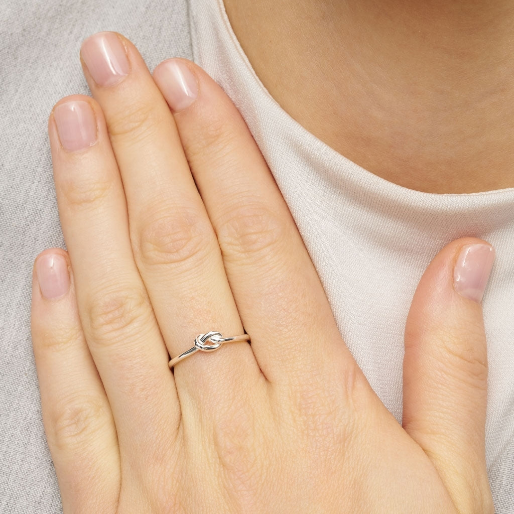 LULU Copenhagen Love Knot Ring silber Rings Silber