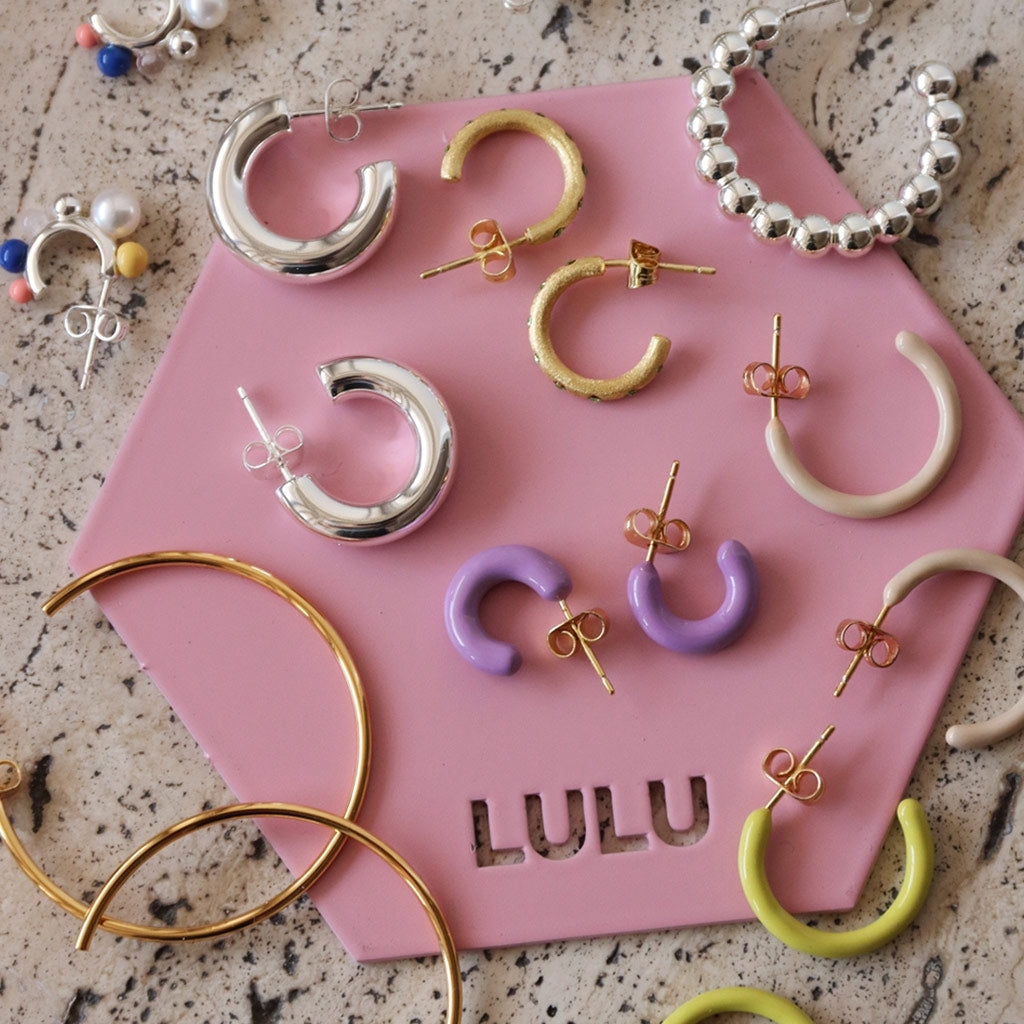 LULU Copenhagen Non Hoops Chunky Small paar glänzend Hoops Silver Plated