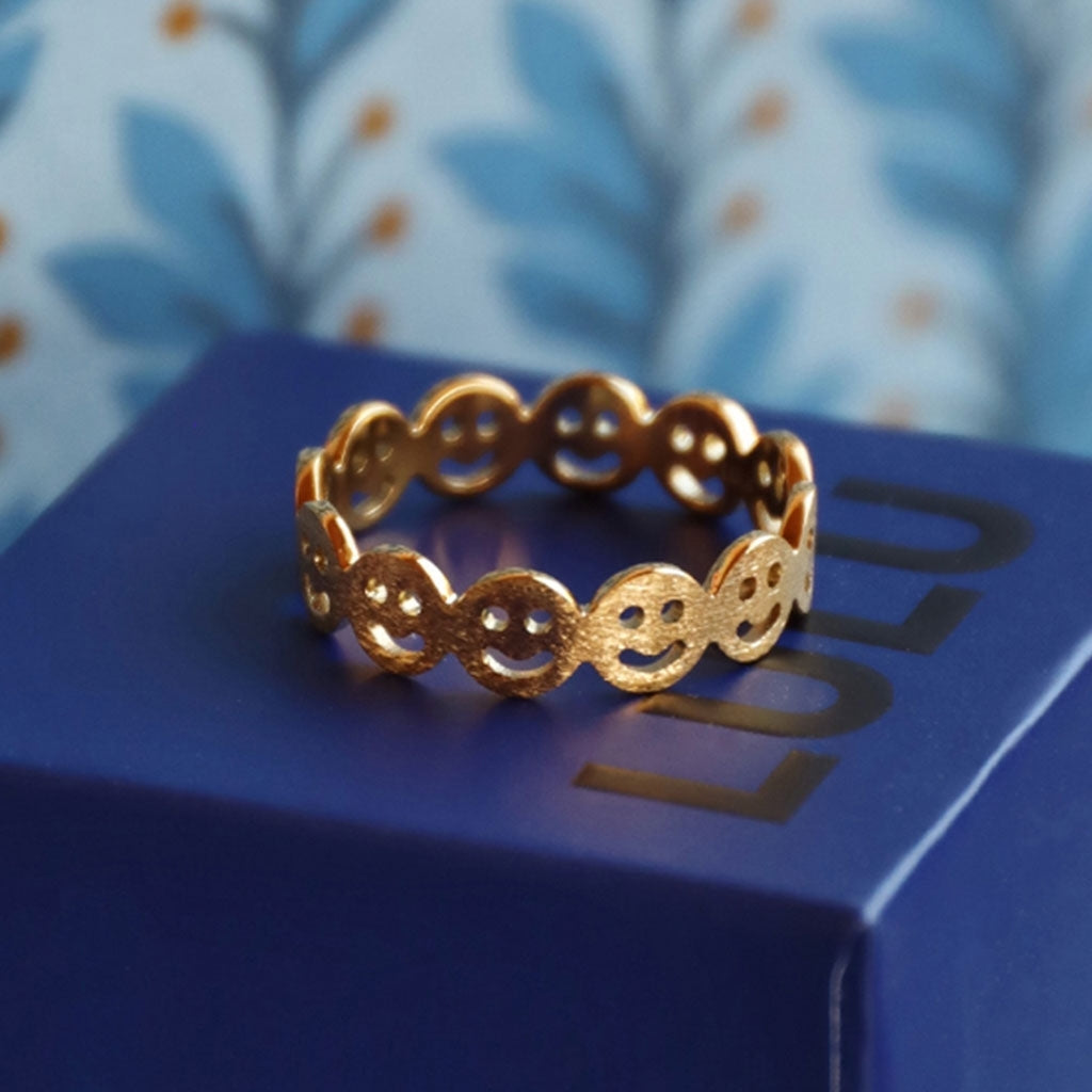 LULU Copenhagen Smile Ring Rings Vergoldet