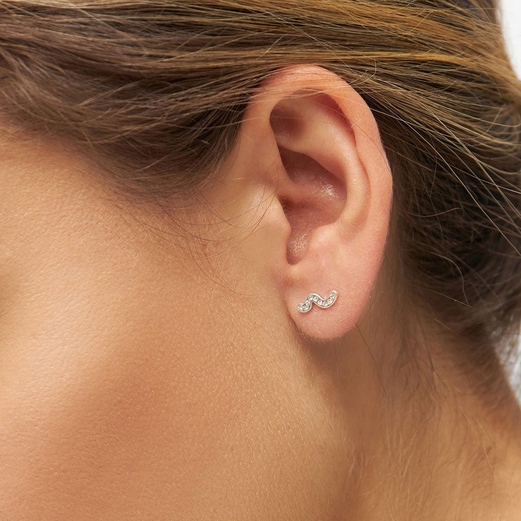 LULU Copenhagen Snaky Ohrring 1 stück Ear stud, 1 pcs Weiß