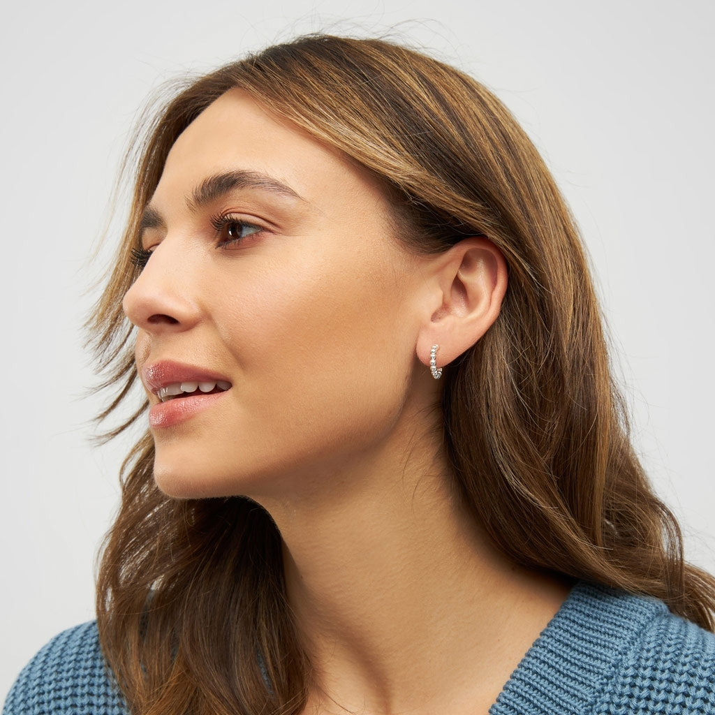 LULU Copenhagen Color Ball Hoops Small paar Hoops Silver Plated