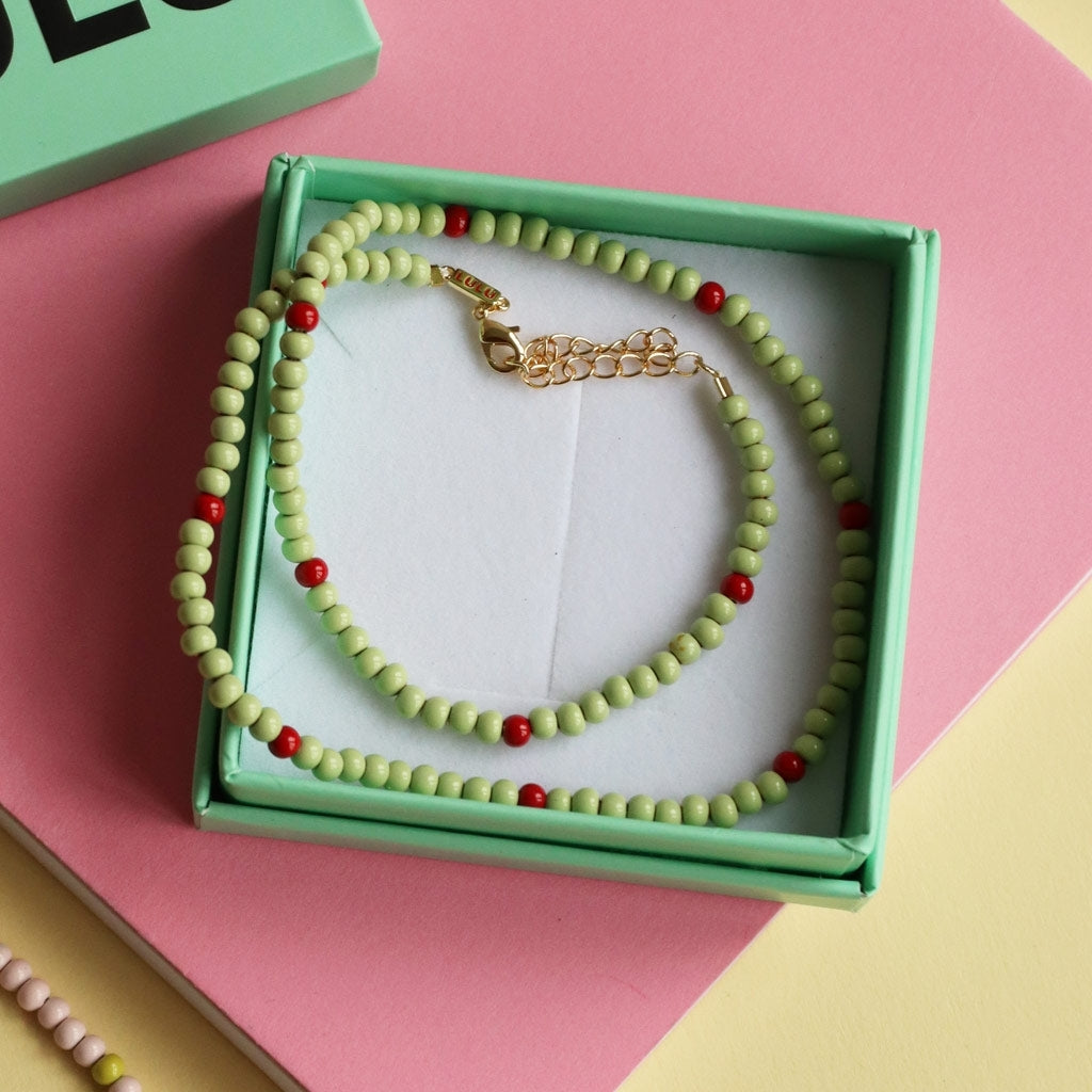 LULU Copenhagen Color Ball Halskette kurze Necklaces Silk Light Green/Passion Red