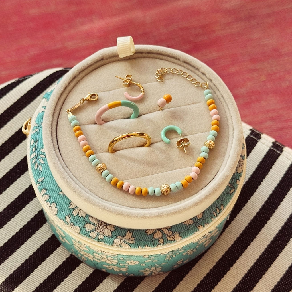 LULU Copenhagen Color Hoop Half Dip 1 stück vergoldet Hoops Hellrosa