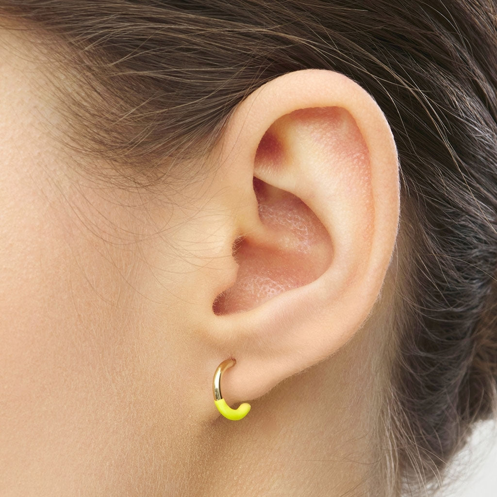 LULU Copenhagen Color Hoop Half Dip 1 stück vergoldet Hoops Wild Lime