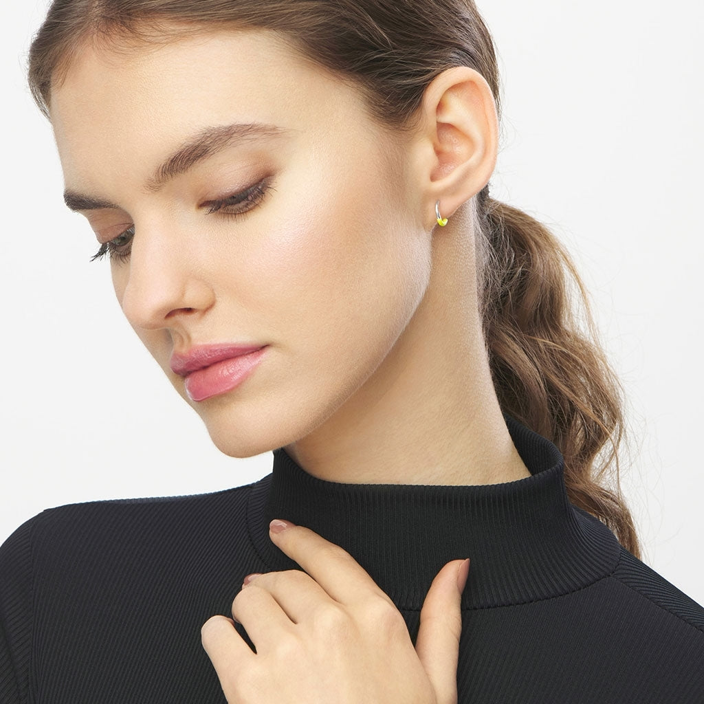 LULU Copenhagen Color Hoop Half Dip 1 stück versilbert Hoops Wild Lime