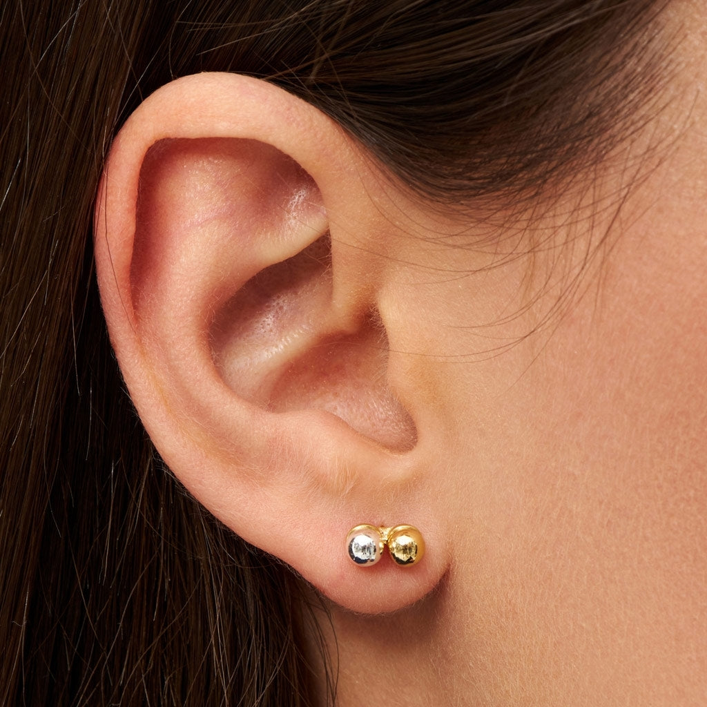 LULU Copenhagen Double Color Ball Ohrring 1 stück Ear stud, 1 pcs Gold-Silver