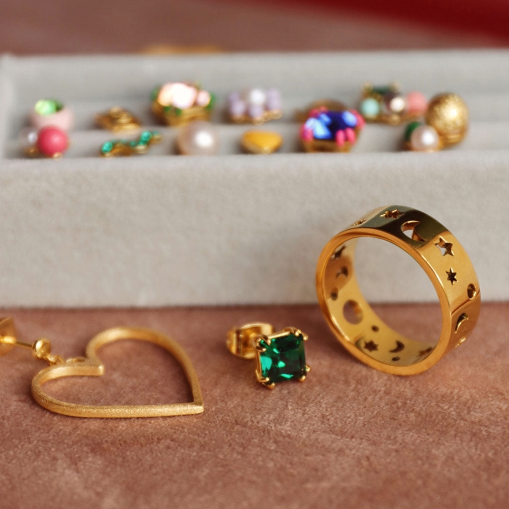 LULU Copenhagen Gala Crystal Bling Ohrring 1 stück Ear stud, 1 pcs Emerald/Gold Plated