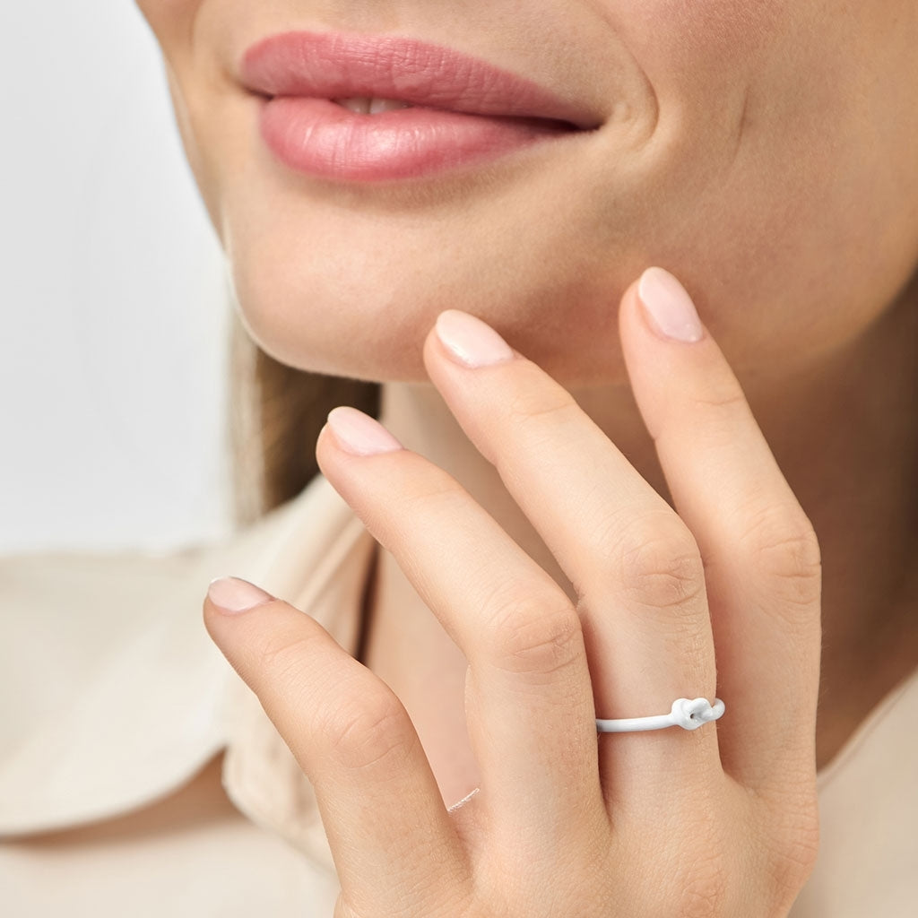 LULU Copenhagen Love Knot Ring Rings Weiß