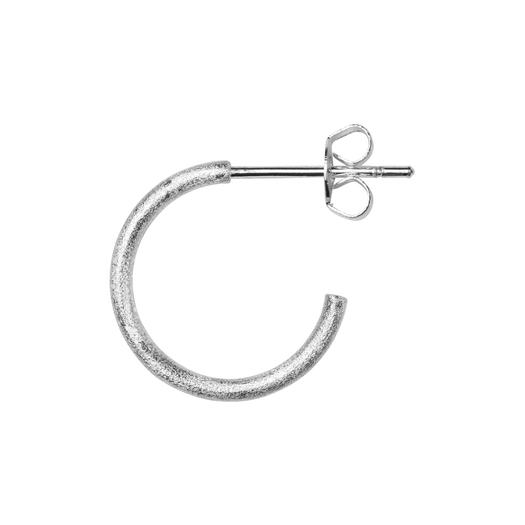 LULU Copenhagen Non Hoops Small paar Hoops Silver Plated