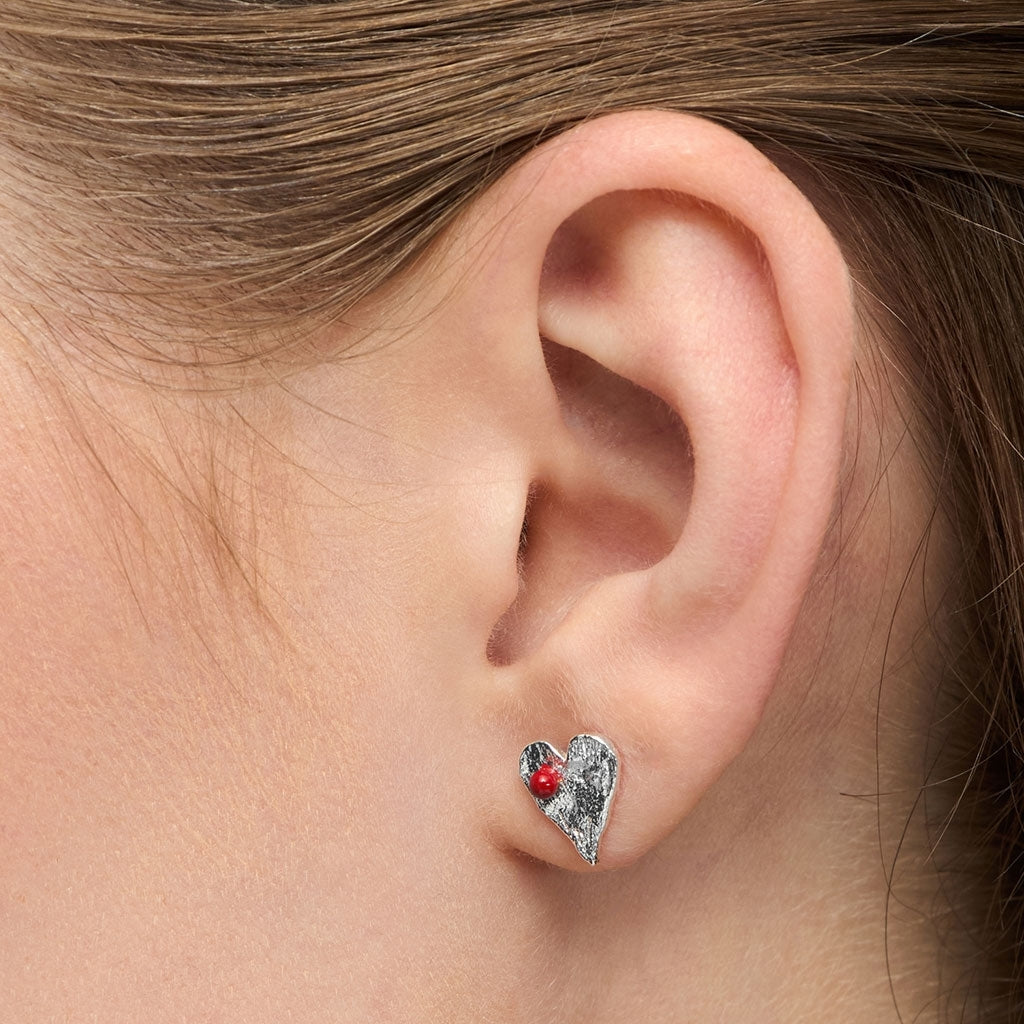 LULU Copenhagen Sweet Heart Ohrring 1 stück Ear stud, 1 pcs Passion Red