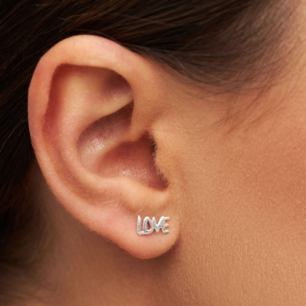 LULU Copenhagen Word Love Ohrring 1 stück Ear stud, 1 pcs Silber