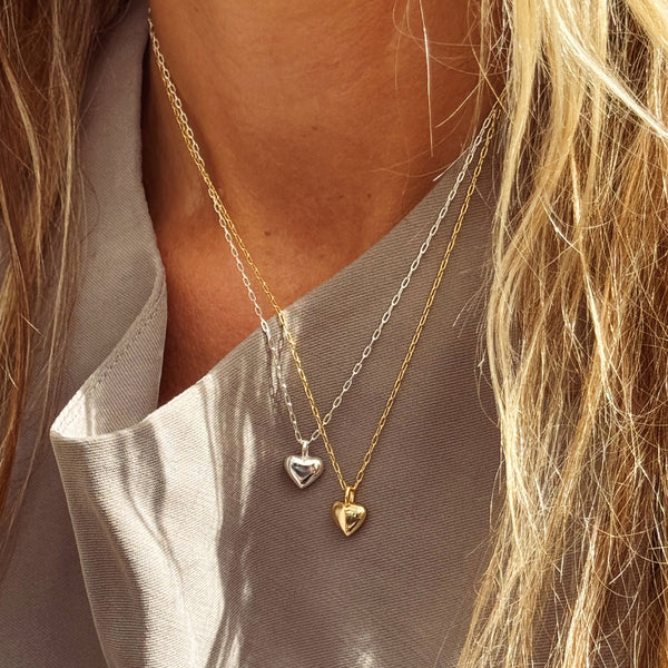<strong>Schmuck mit Herzen</strong>